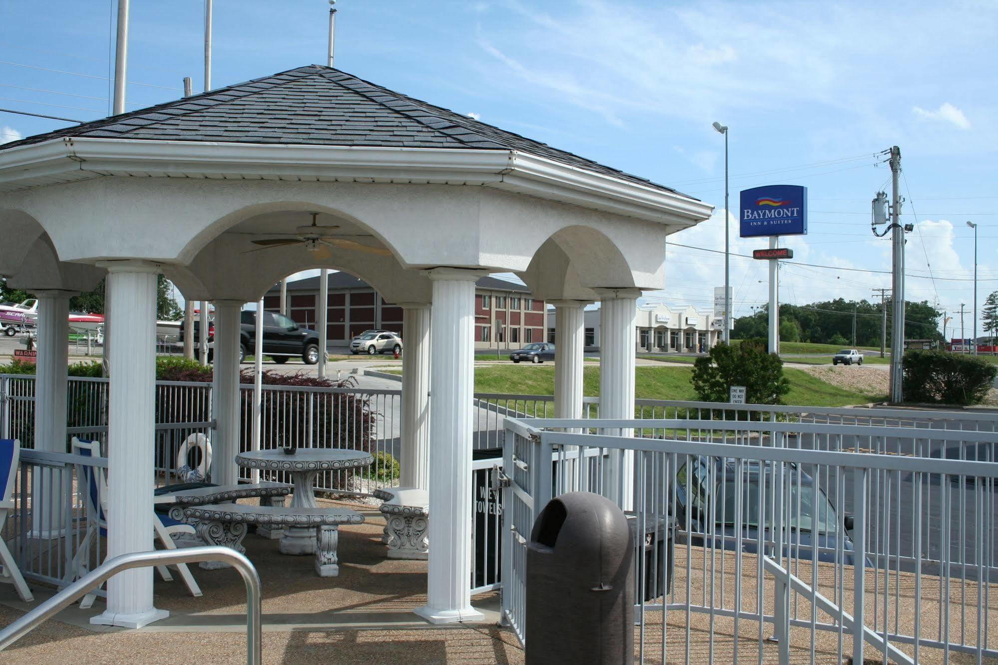 Baymont By Wyndham Osage Beach Hotel Exterior photo